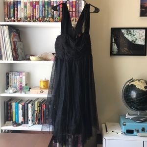 🎄HOLIDAY SALE: Vintage polka dot dress (NWT)